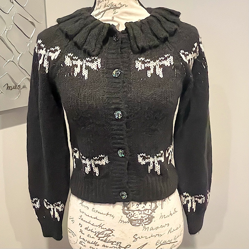 Kimchi Blue Marabell Bow Button Down Cardigan in Black with White - Picture 7 of 16